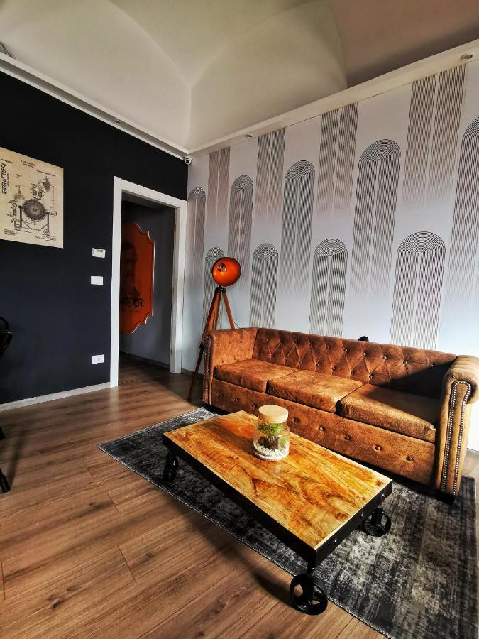 Regis B&B Camere Centro Storico Кивасо Екстериор снимка