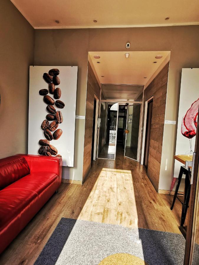 Regis B&B Camere Centro Storico Кивасо Екстериор снимка